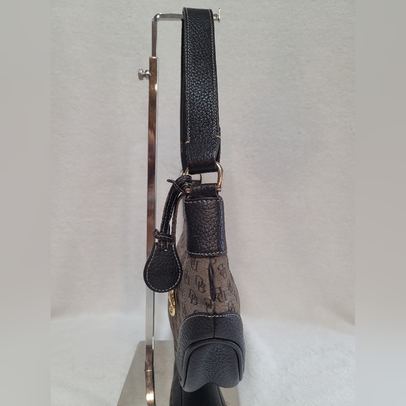 Dooney & Bourke Top Zip Monogram Shoulder Purse w/Bag Charm & Key Clip - Picture 3 of 12